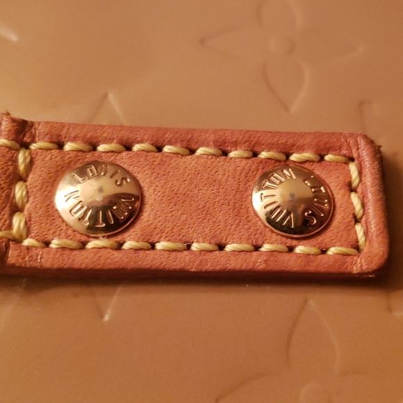 LOUIS VUITTON Reade PM Monogram Vernis Noisette Tote Handbag - Picture 5 of 13